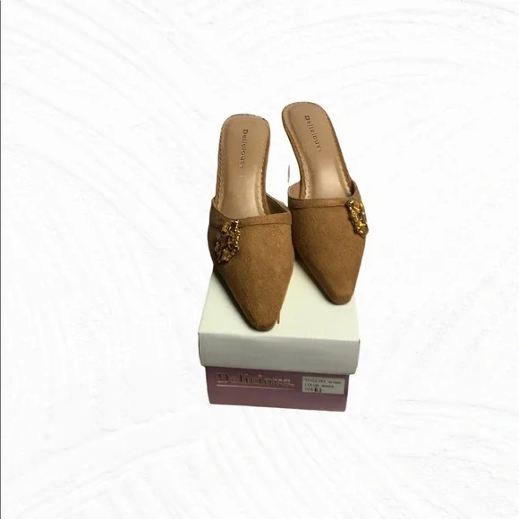 Delicious New in Box Golden Brown Brocade Heels Slides Wm 6.5 - Picture 2 of 8